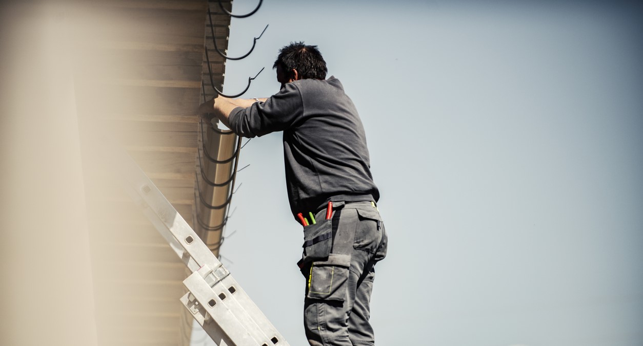 How much are gutter replacement costs?